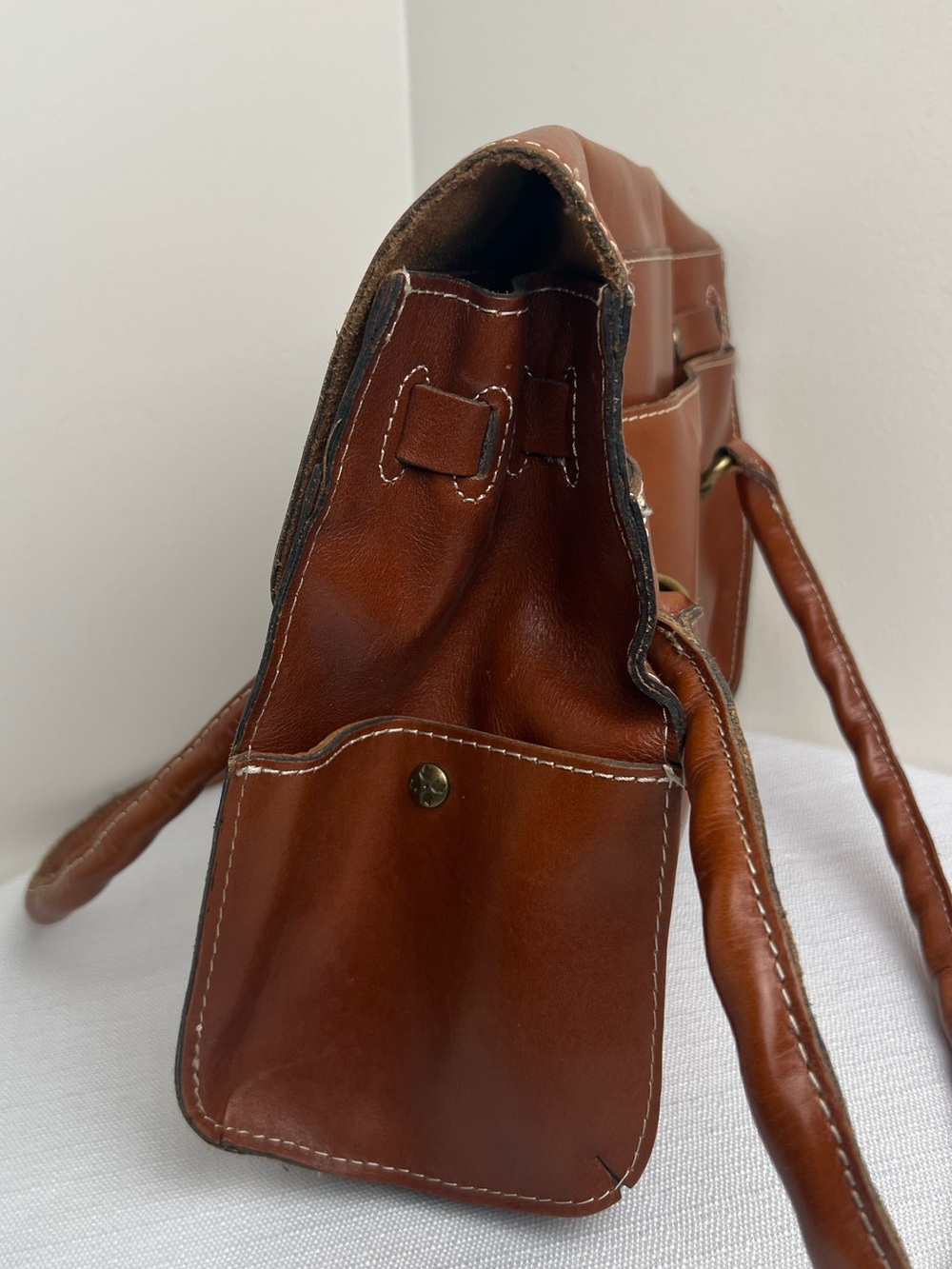 Patricia Nash Vienna Chestnut Brown Leather Satchel with Brass Twist Lock - Picture 6 of 12